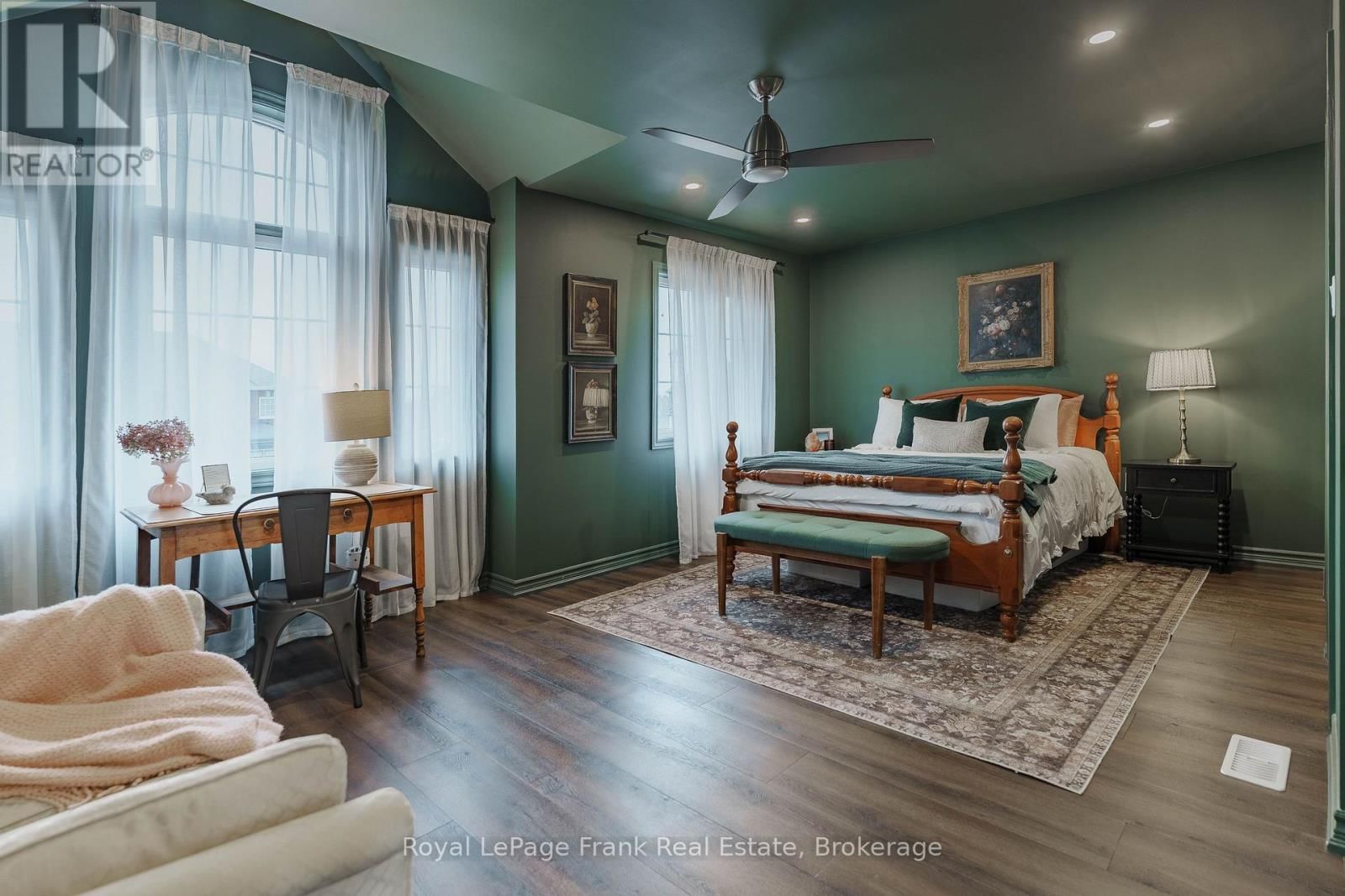 9 MICHAEL CUMMINGS COURT Image 10