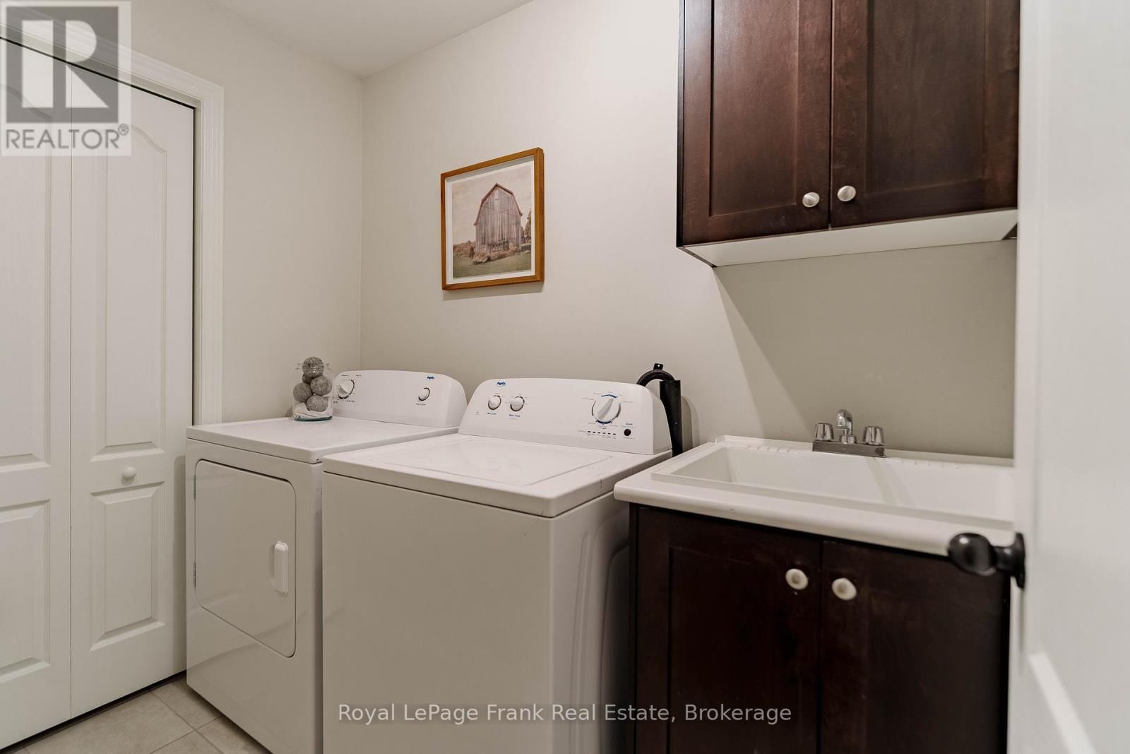 9 MICHAEL CUMMINGS COURT Image 17