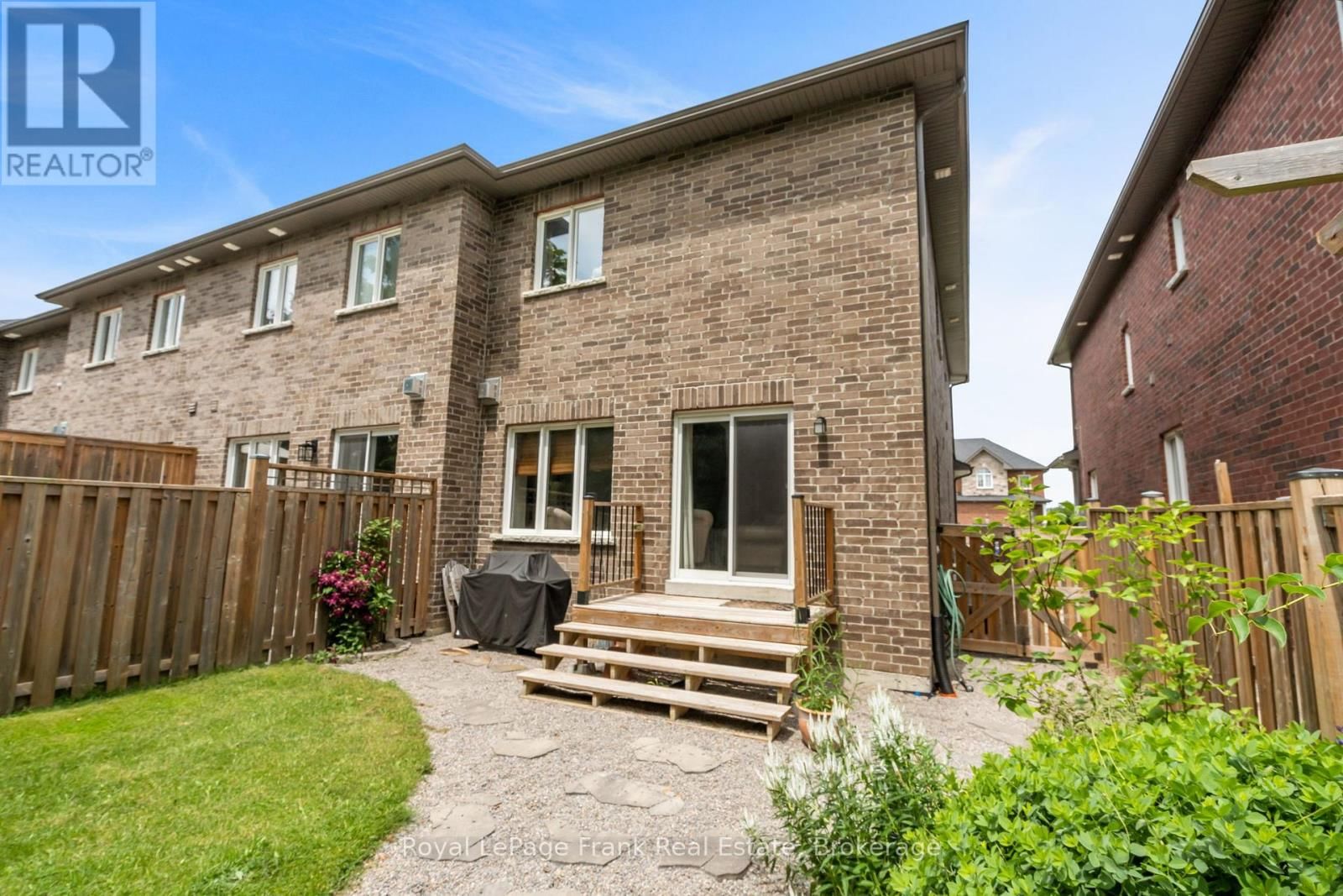 9 MICHAEL CUMMINGS COURT Image 20