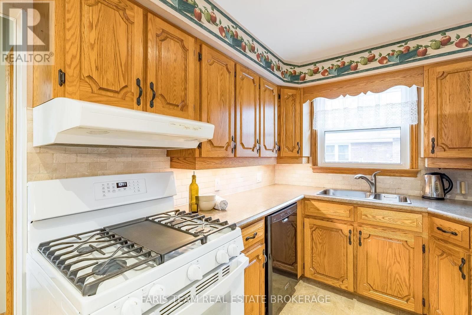 142 ORIOLE DRIVE Image 10