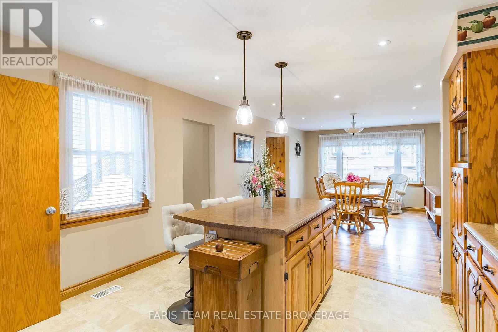 142 ORIOLE DRIVE Image 13