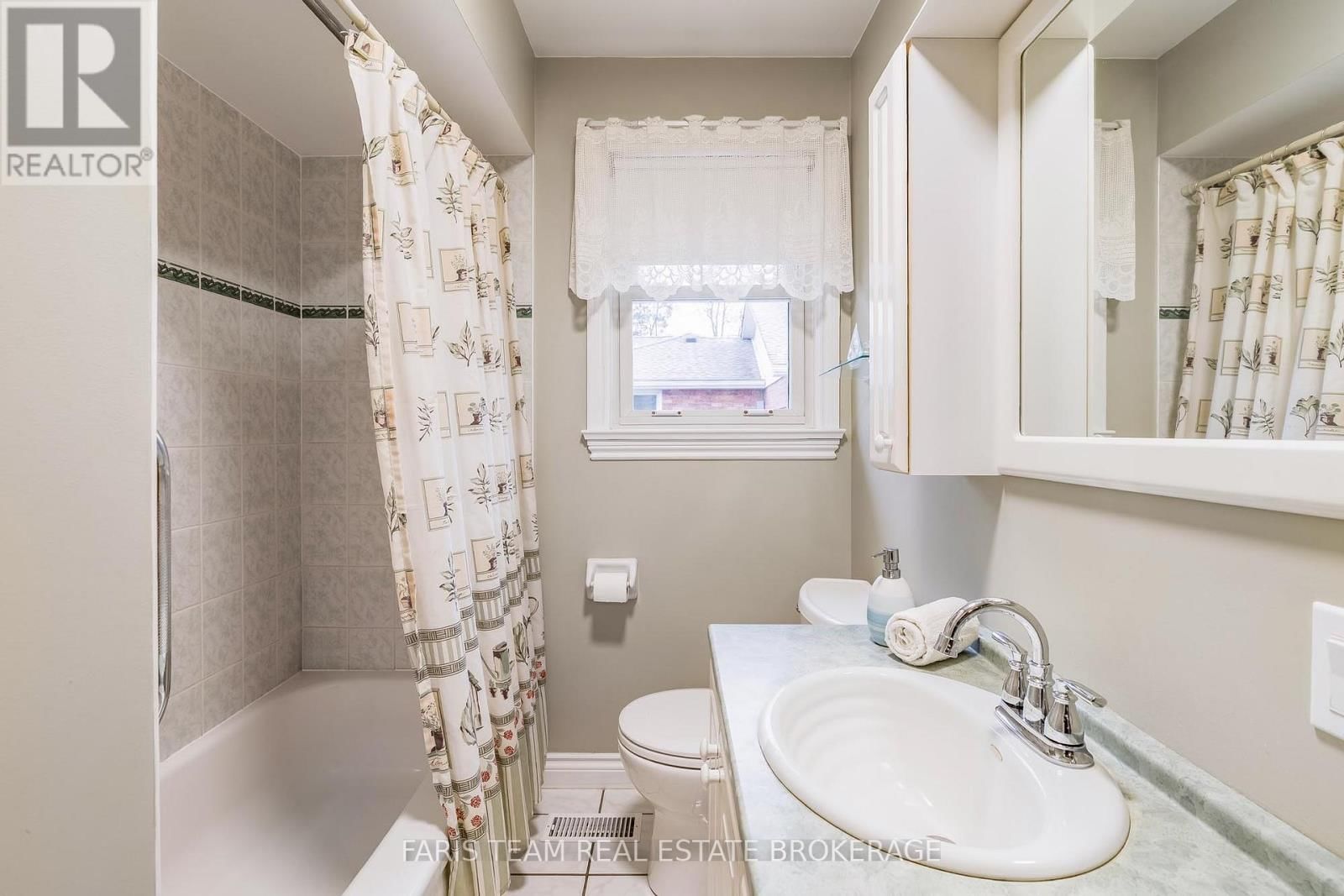 142 ORIOLE DRIVE Image 28