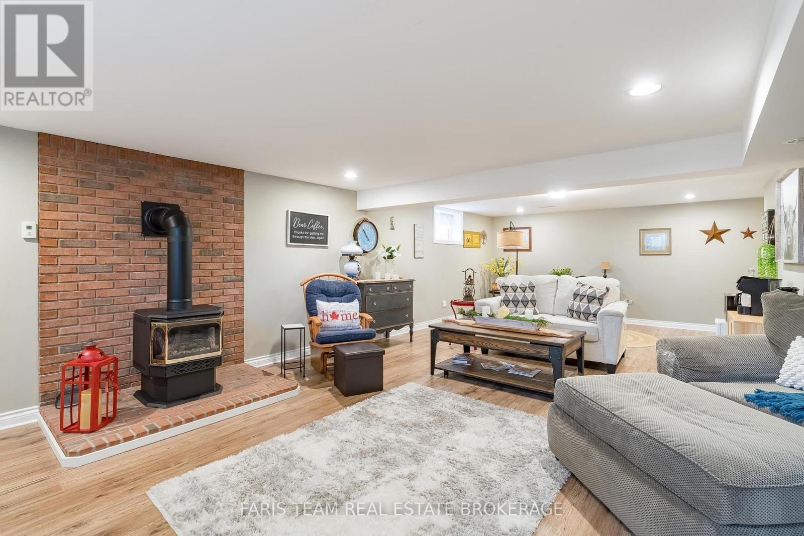 142 ORIOLE DRIVE Image 33