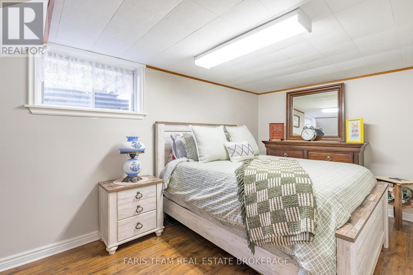 142 ORIOLE DRIVE Image 36