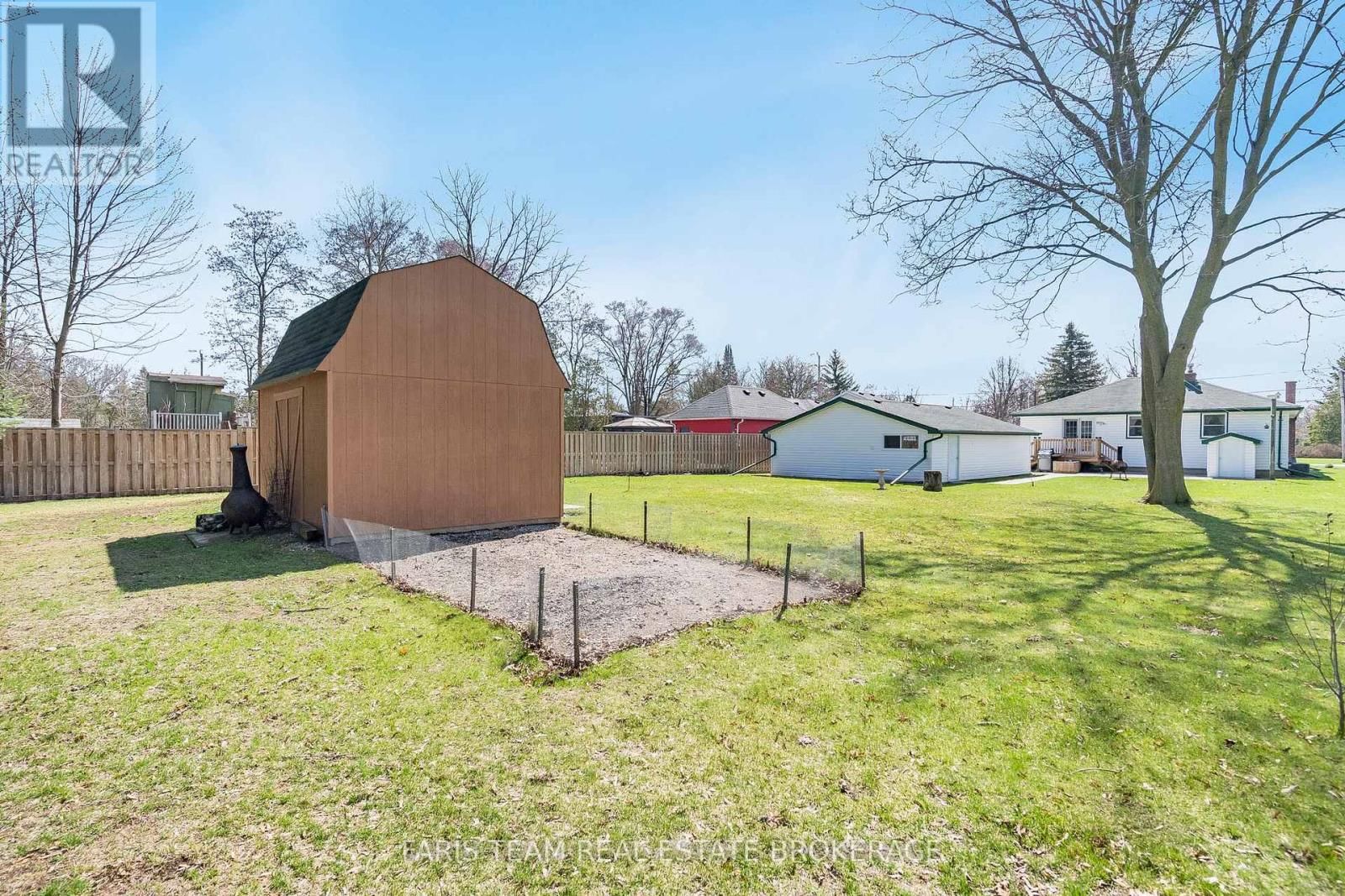 142 ORIOLE DRIVE Image 45