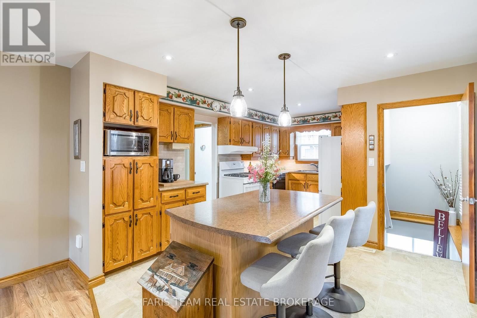 142 ORIOLE DRIVE Image 6