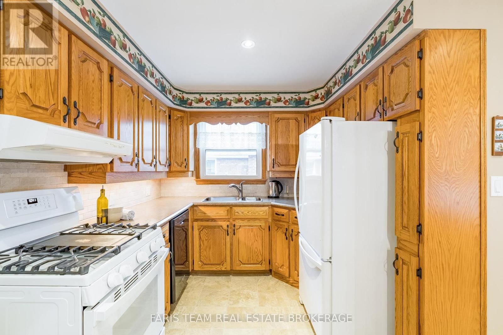 142 ORIOLE DRIVE Image 8