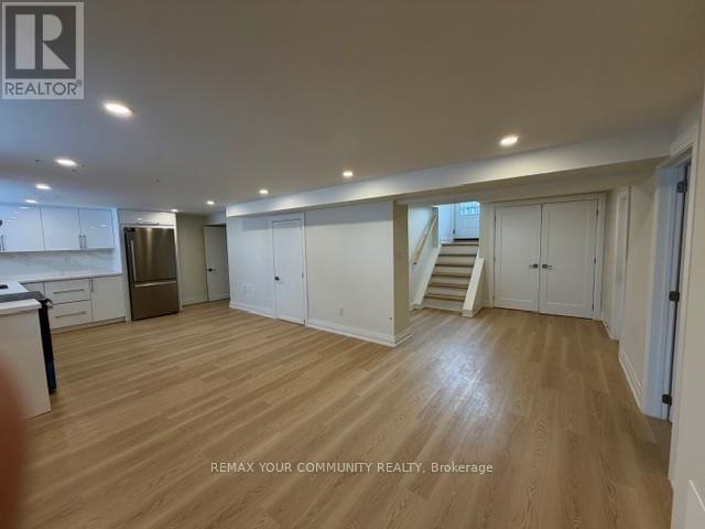 Lower - 130 SIMCOE ROAD Image 12