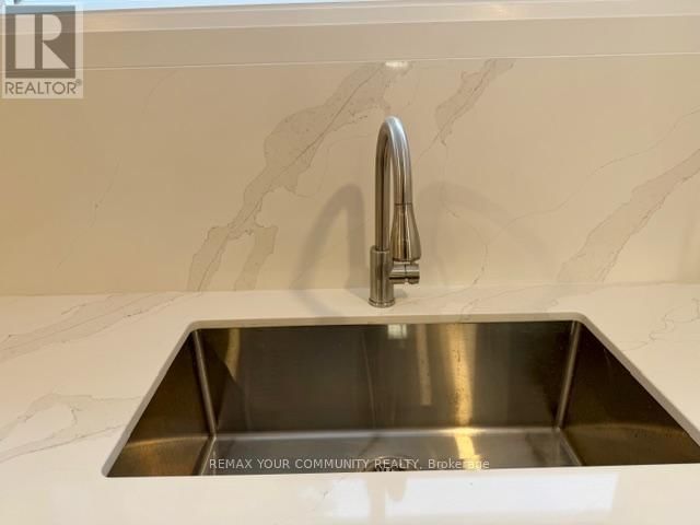 Lower - 130 SIMCOE ROAD Image 15