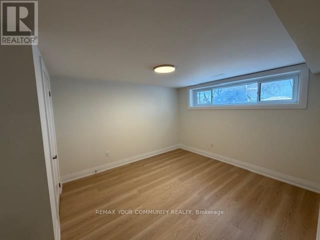 Lower - 130 SIMCOE ROAD Image 16