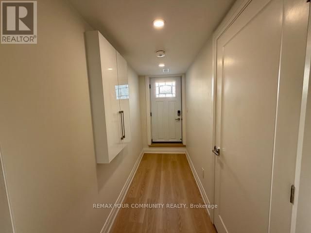 Lower - 130 SIMCOE ROAD Image 5