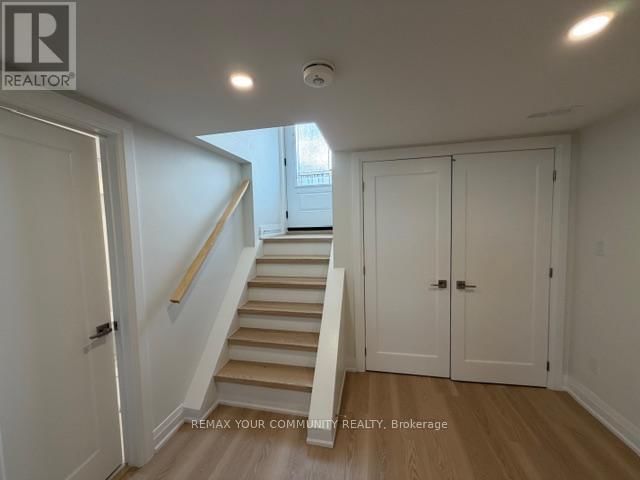 Lower - 130 SIMCOE ROAD Image 7