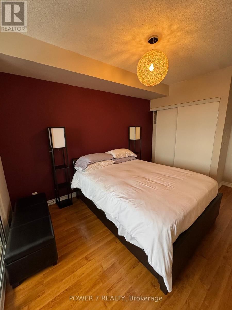 1615 - 9235 JANE STREET Image 13