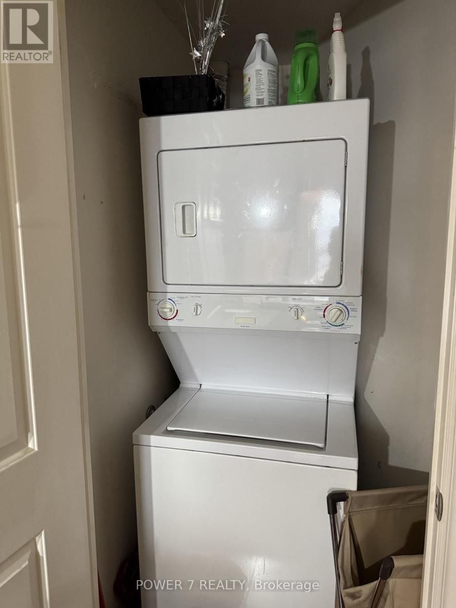 1615 - 9235 JANE STREET Image 21