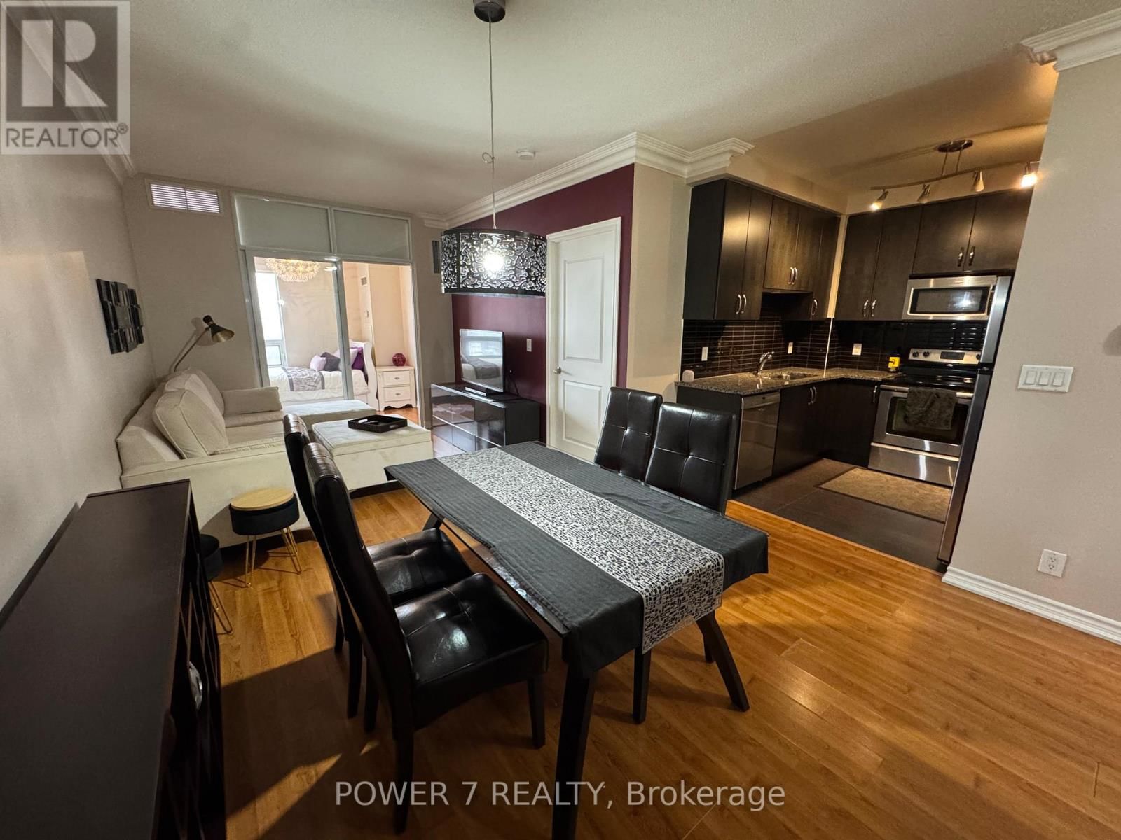 1615 - 9235 JANE STREET Image 4