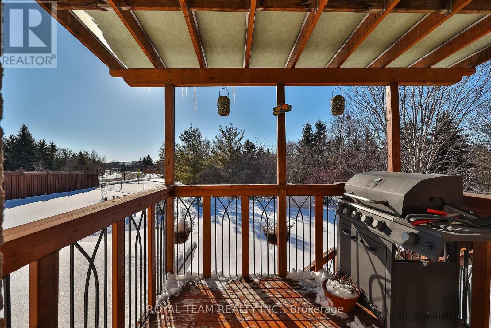 2 SANDWAY CRESCENT Image 29