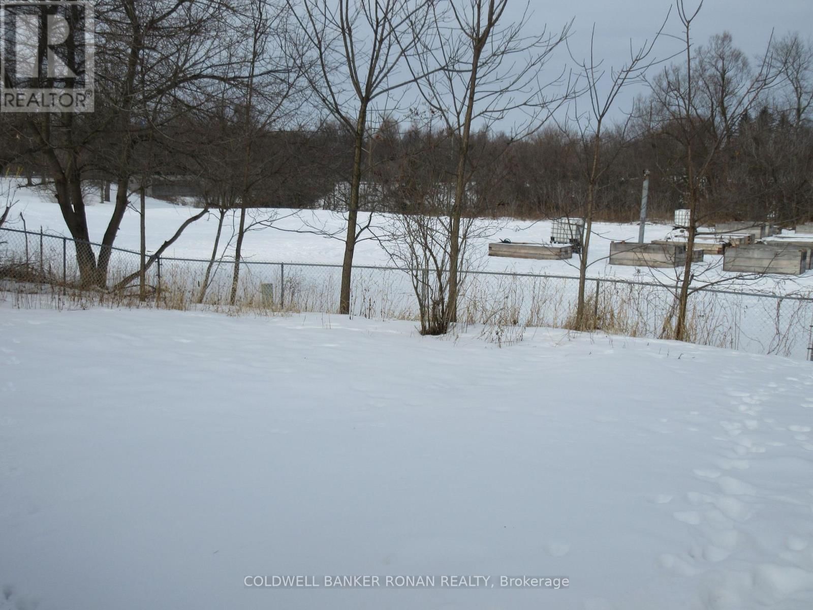 194 VICTORIA STREET WEST Image 4