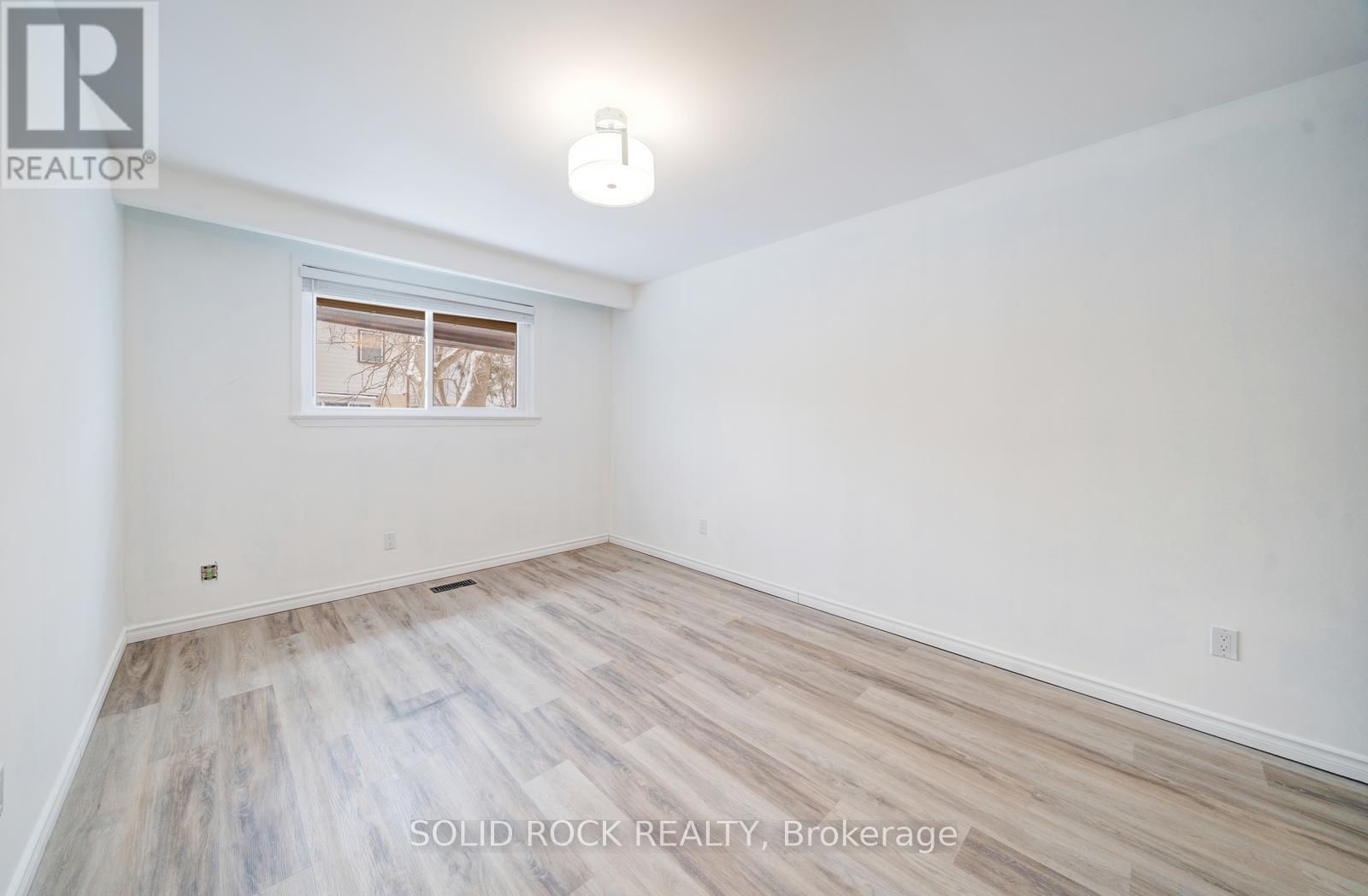 708 JACKSON COURT Image 19