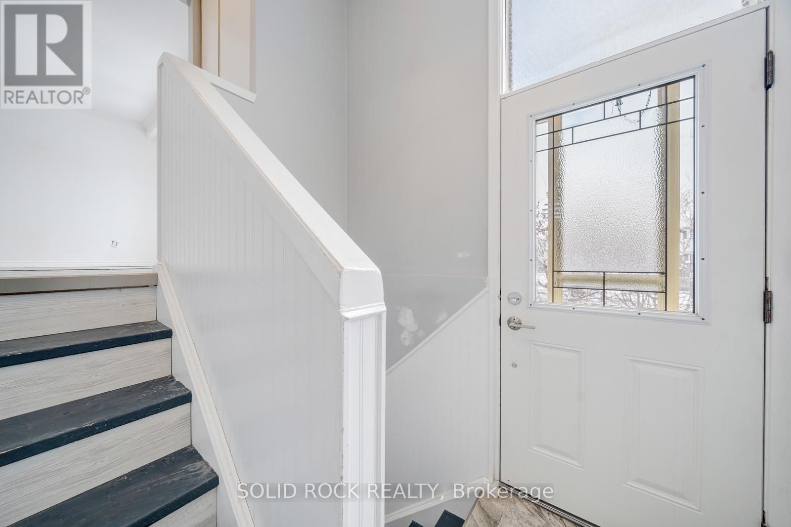 708 JACKSON COURT Image 2