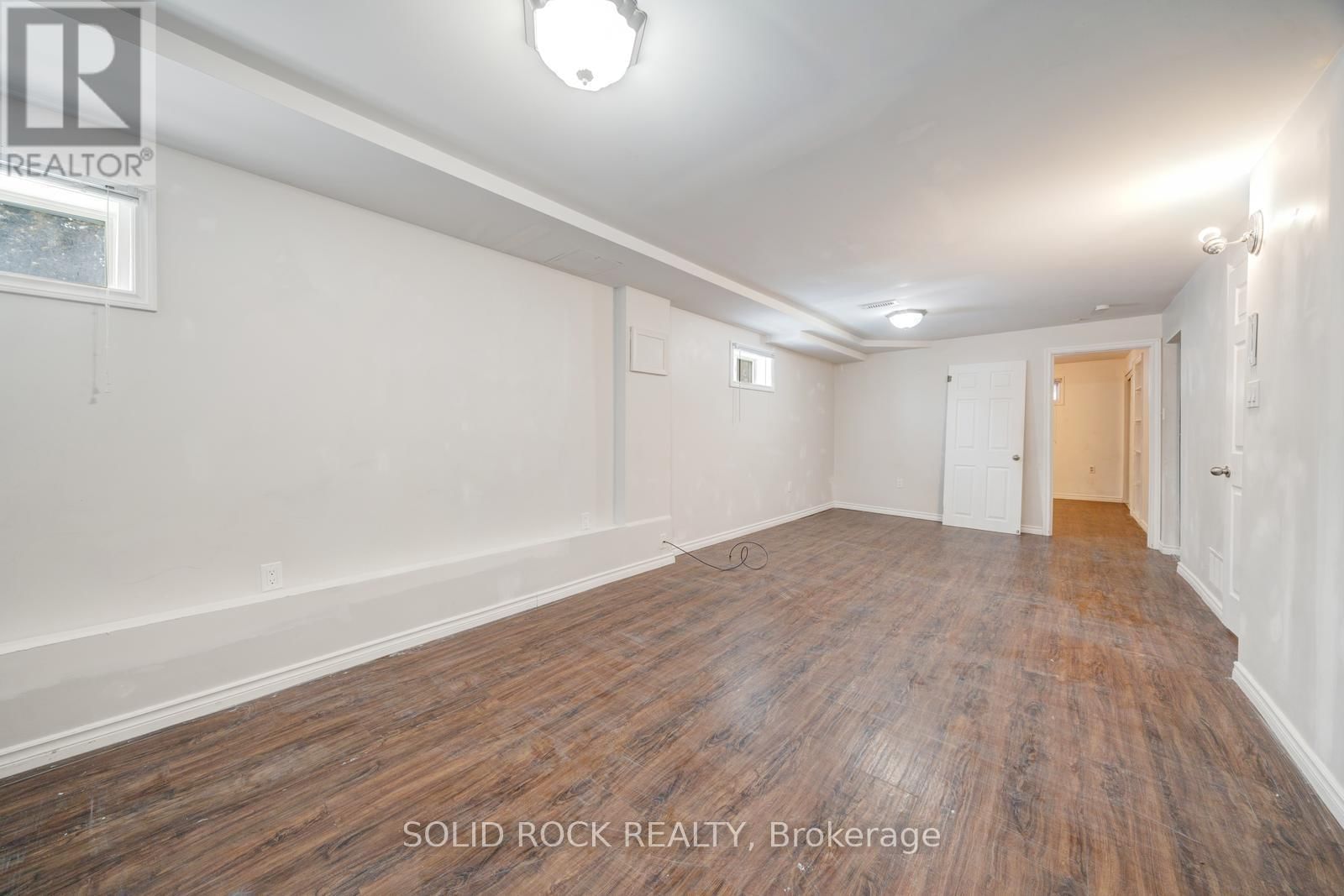 708 JACKSON COURT Image 26