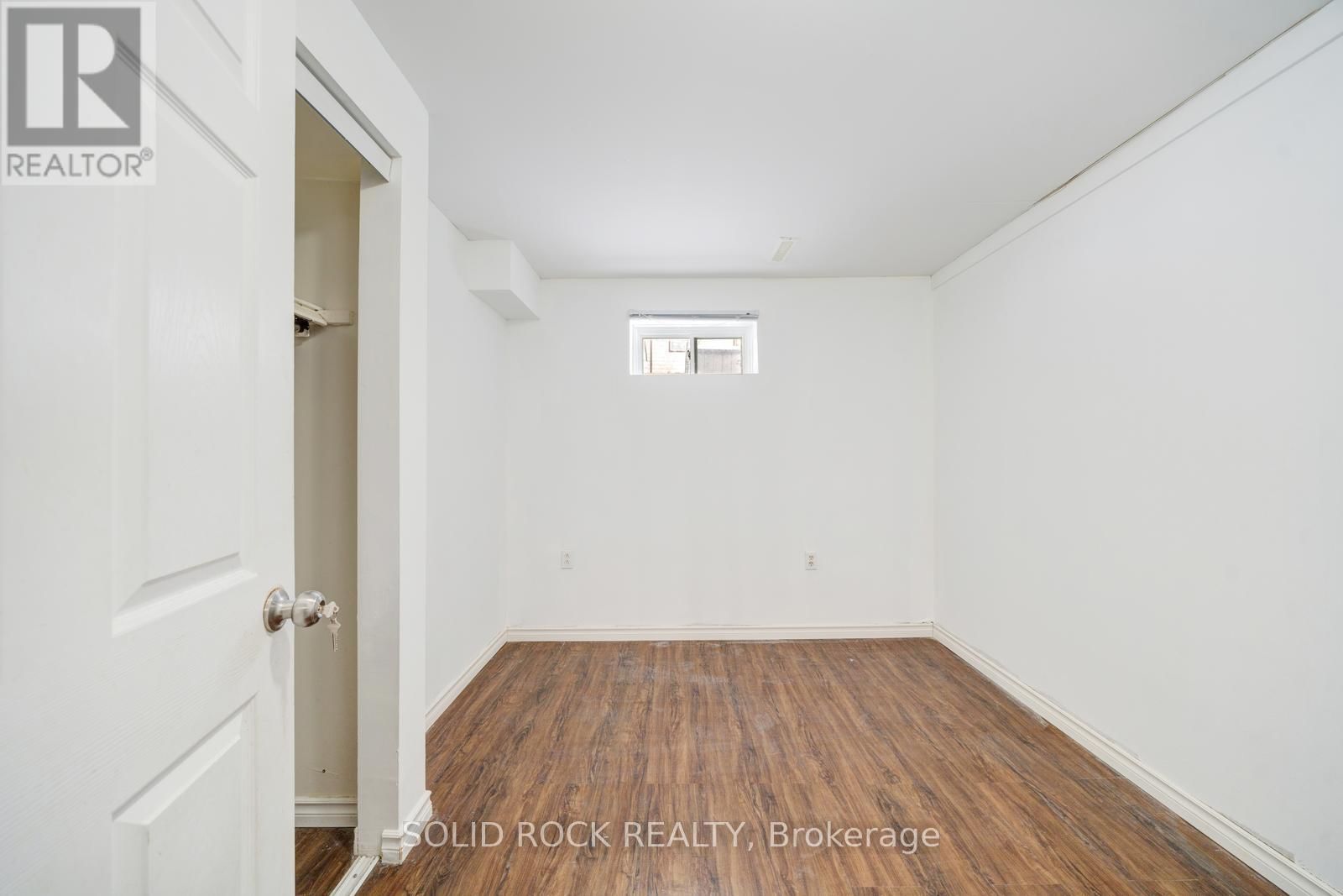 708 JACKSON COURT Image 30