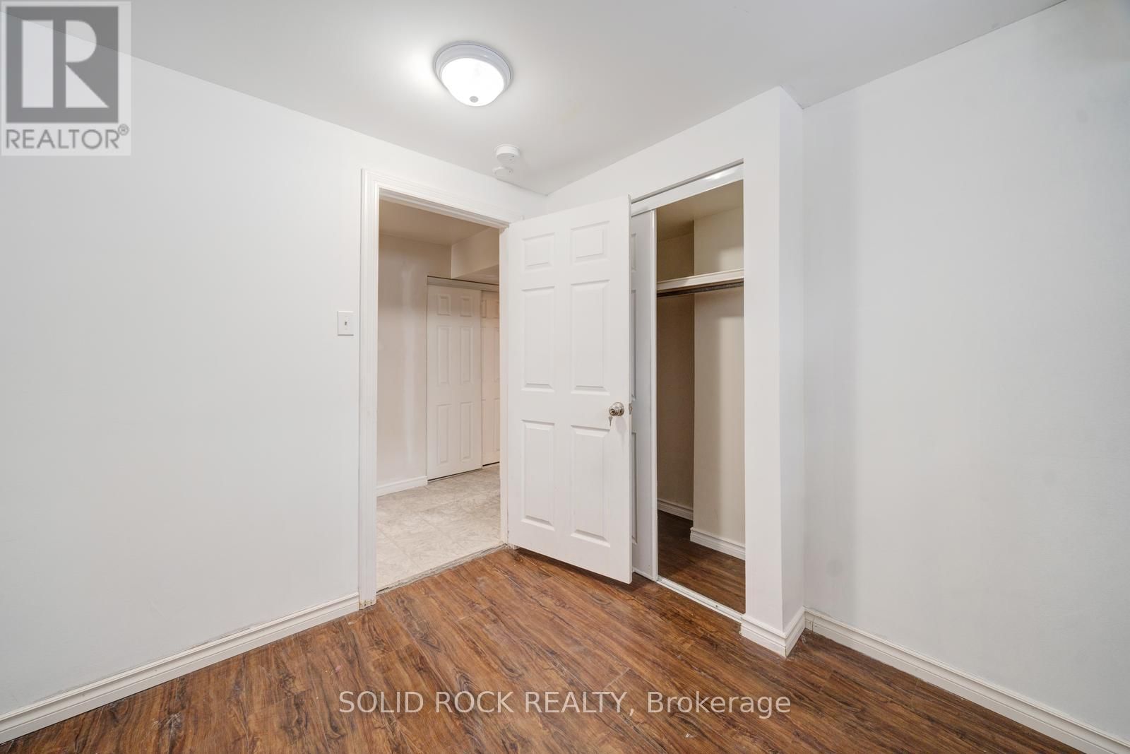 708 JACKSON COURT Image 31