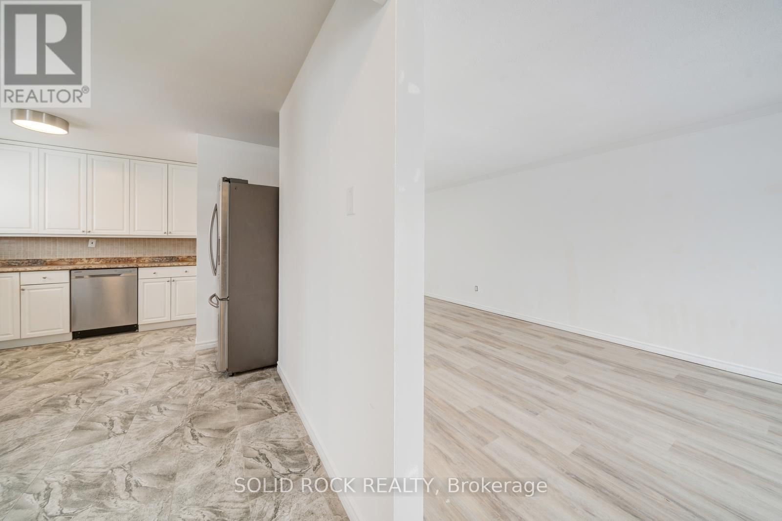 708 JACKSON COURT Image 9