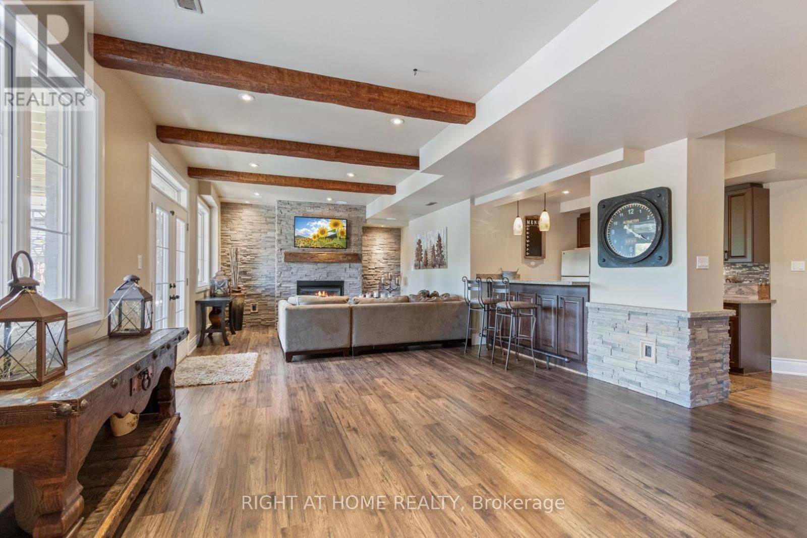 126 VINES PLACE Image 39