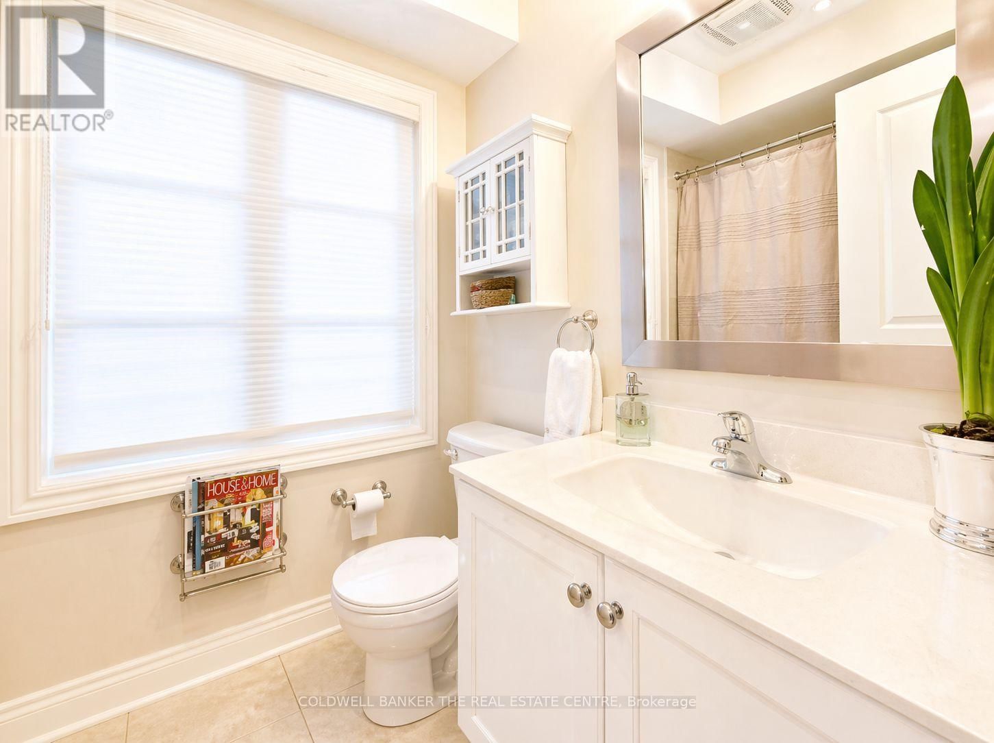 10 POWSELAND CRESCENT Image 12