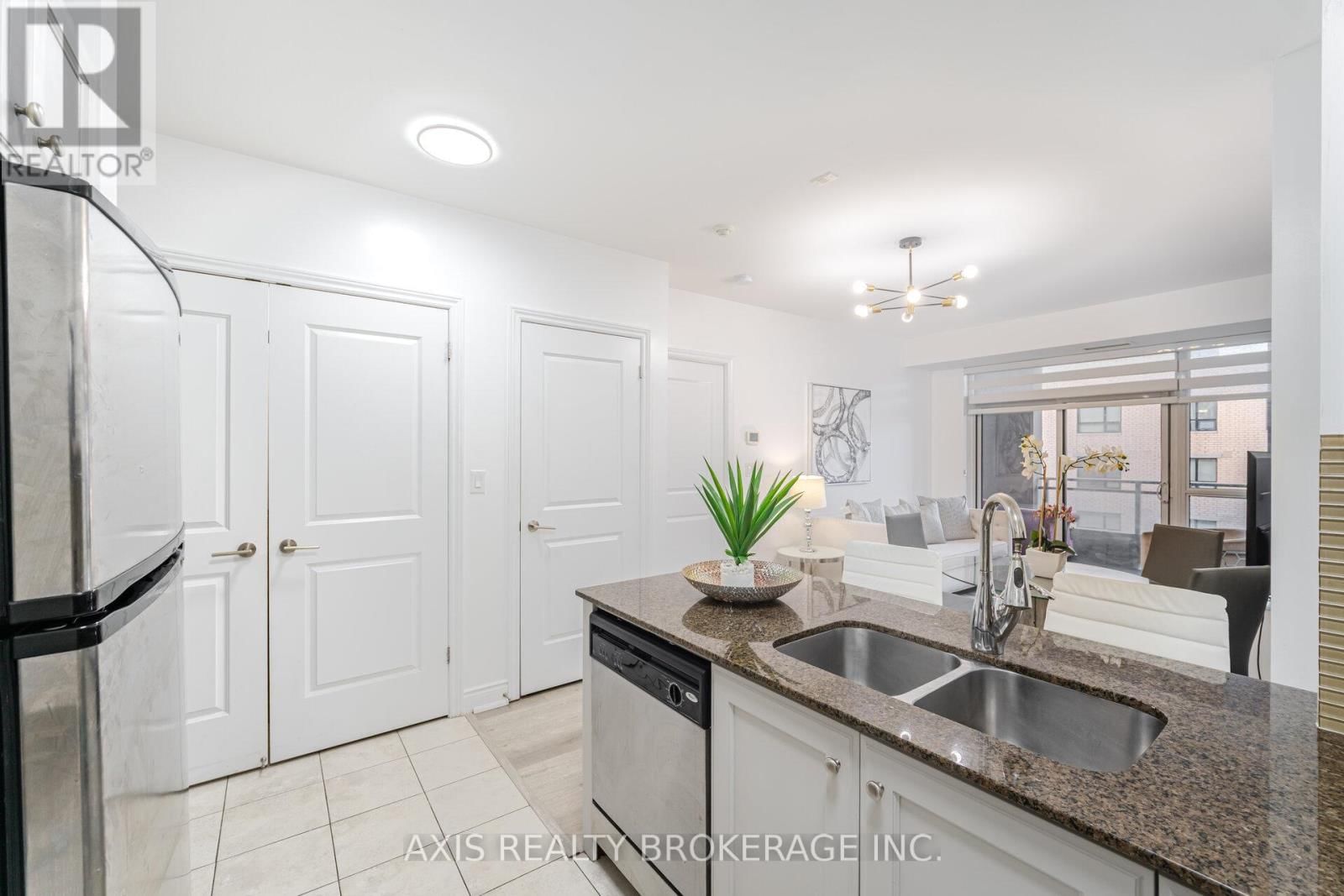 434 - 281 WOODBRIDGE AVENUE Image 14