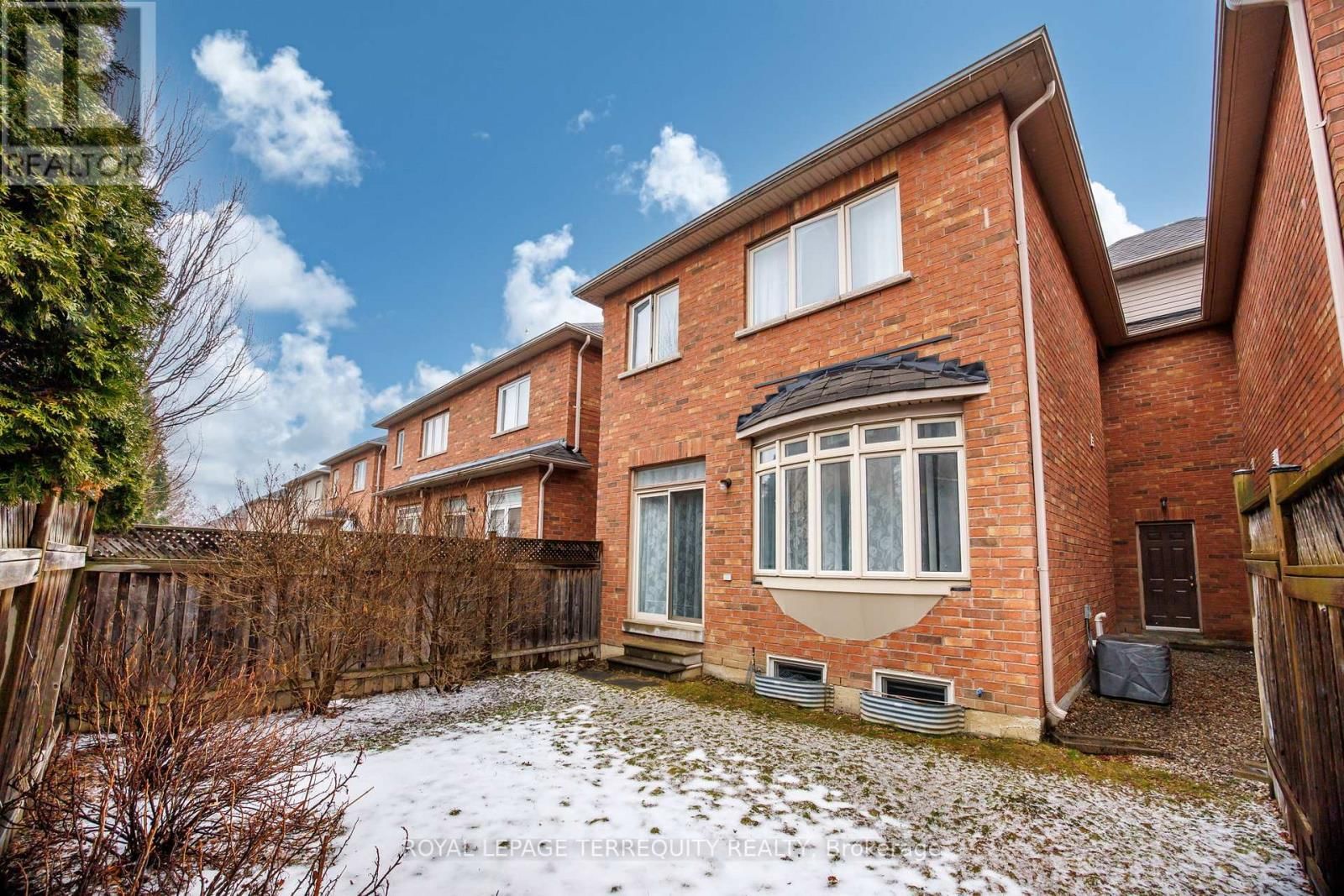 70 DEGAS DRIVE Image 36