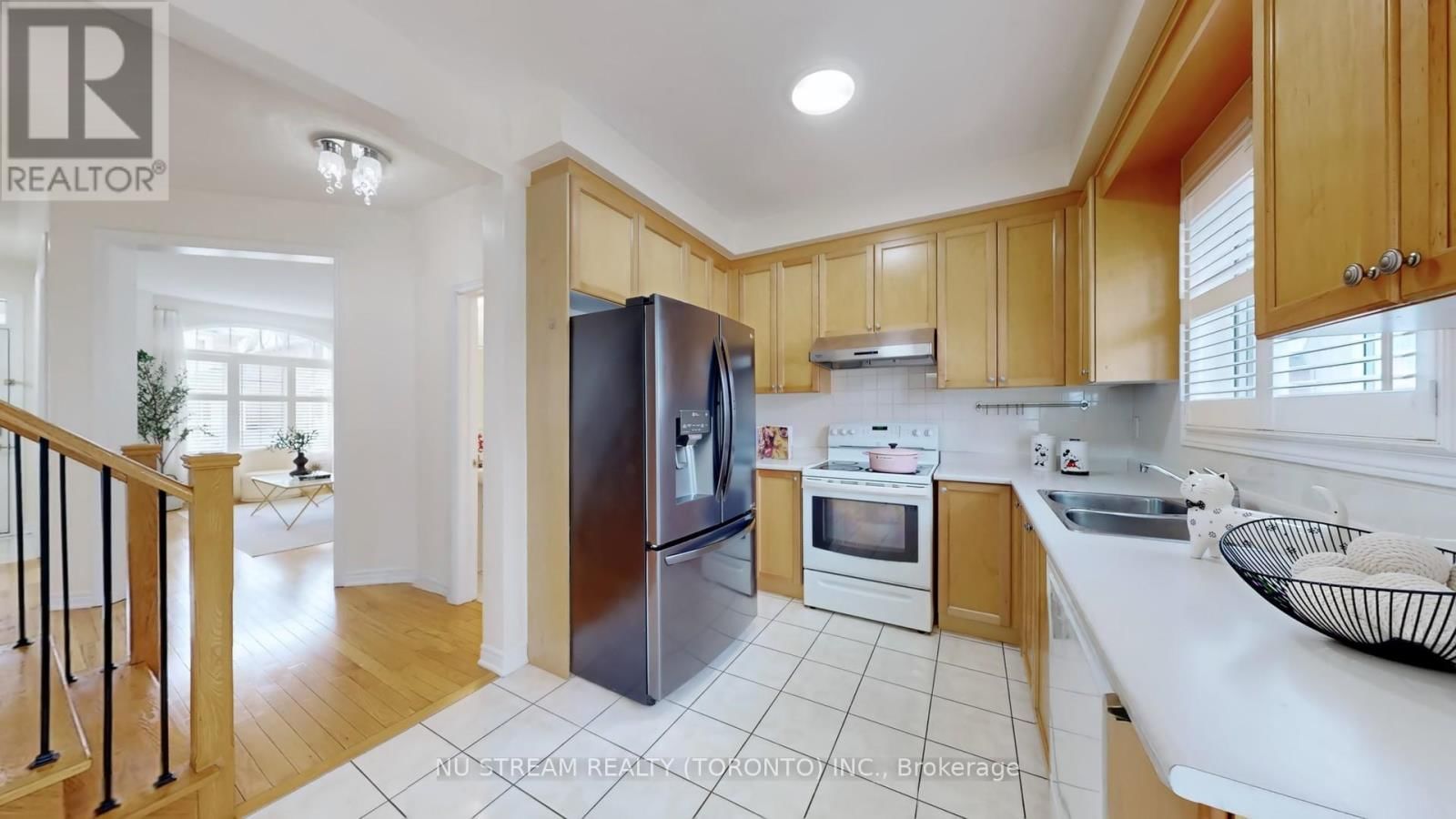 18 RADMORE PLACE Image 11