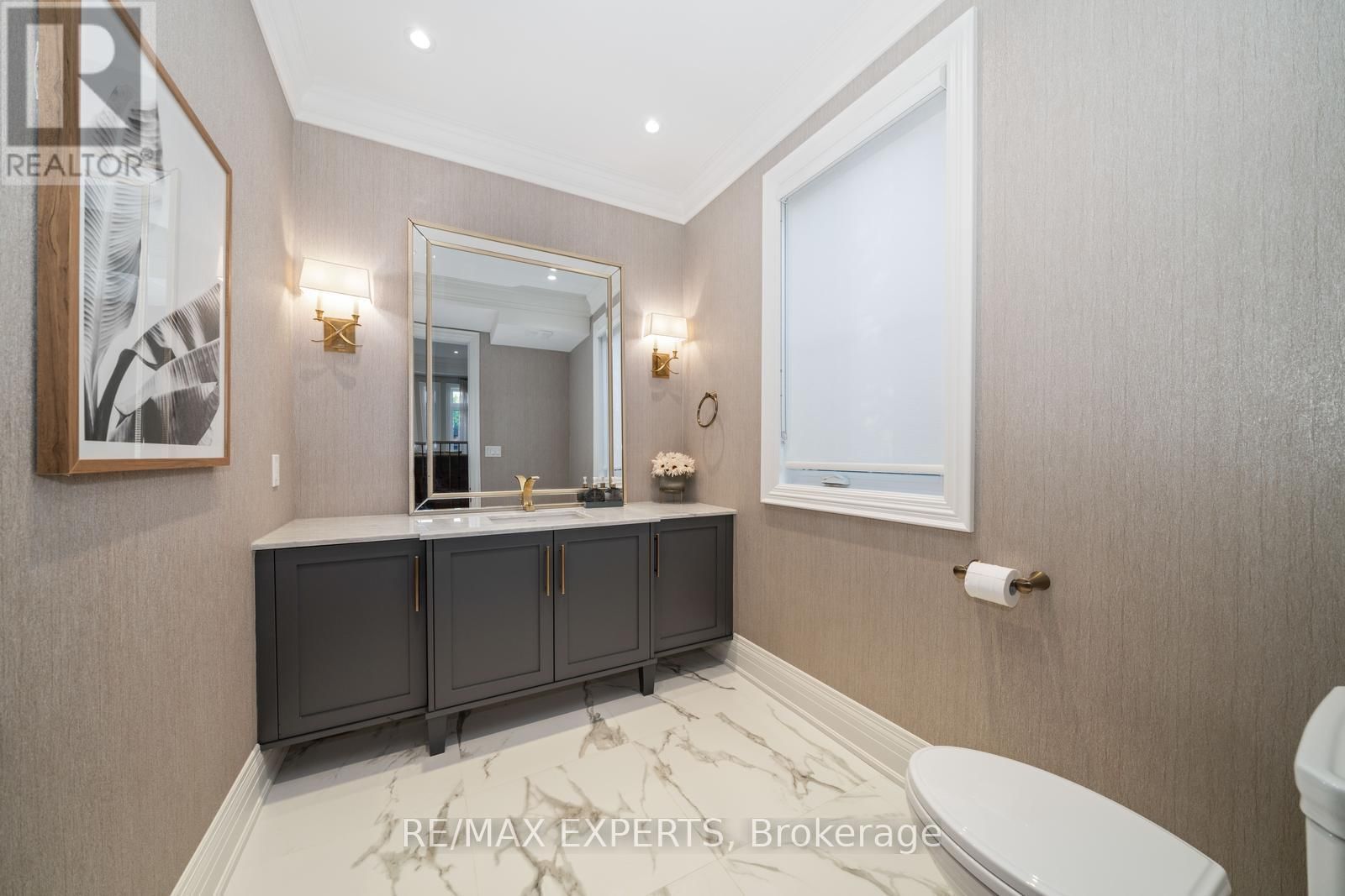 32 JAMES STOKES COURT Image 21