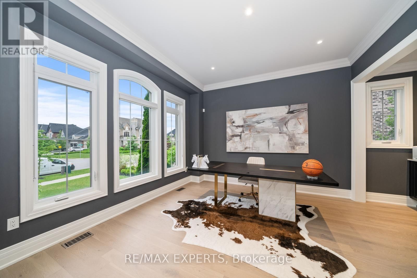 32 JAMES STOKES COURT Image 22