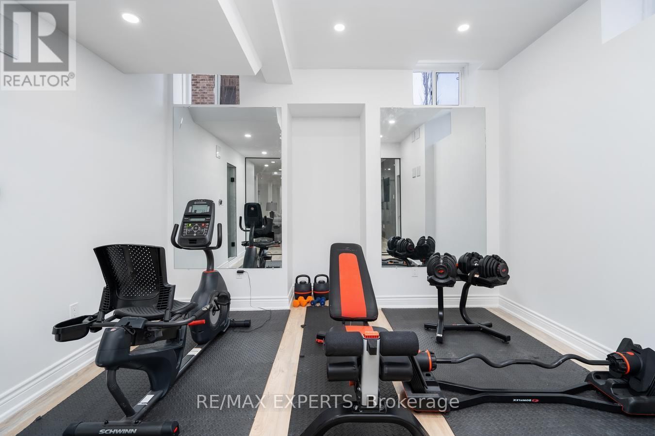 32 JAMES STOKES COURT Image 33