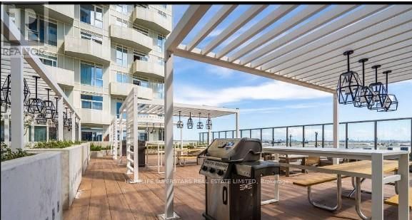 1517 - 10 ABEJA STREET Image 8