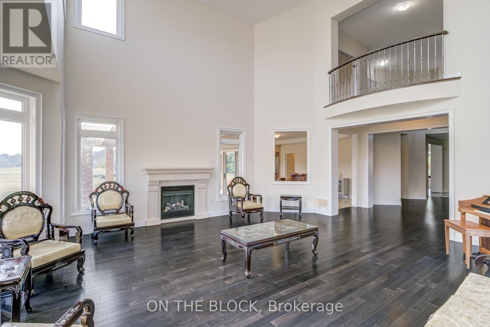 24 WHITEWOOD DRIVE Image 11