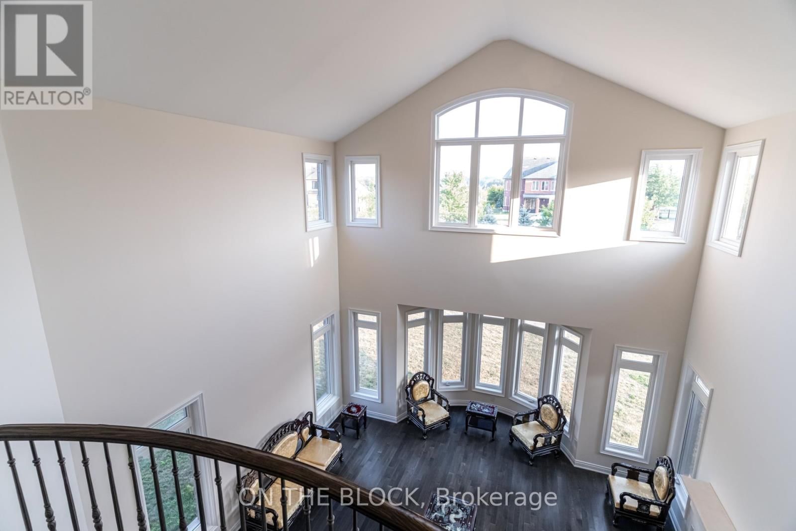 24 WHITEWOOD DRIVE Image 13