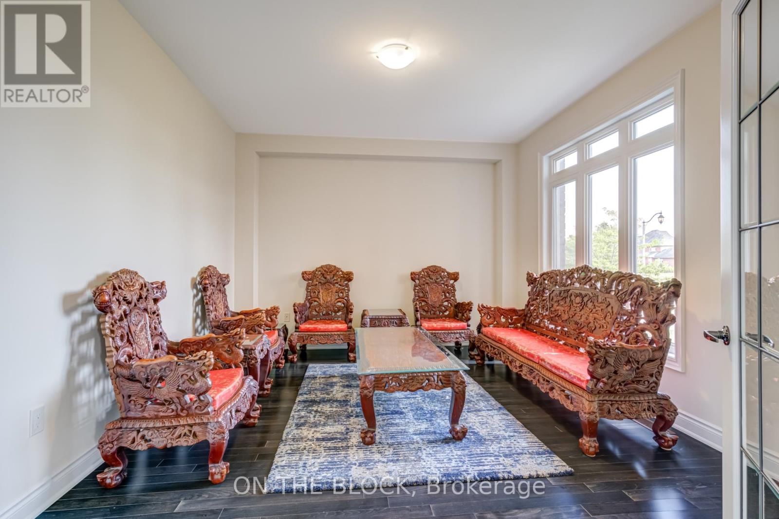 24 WHITEWOOD DRIVE Image 33