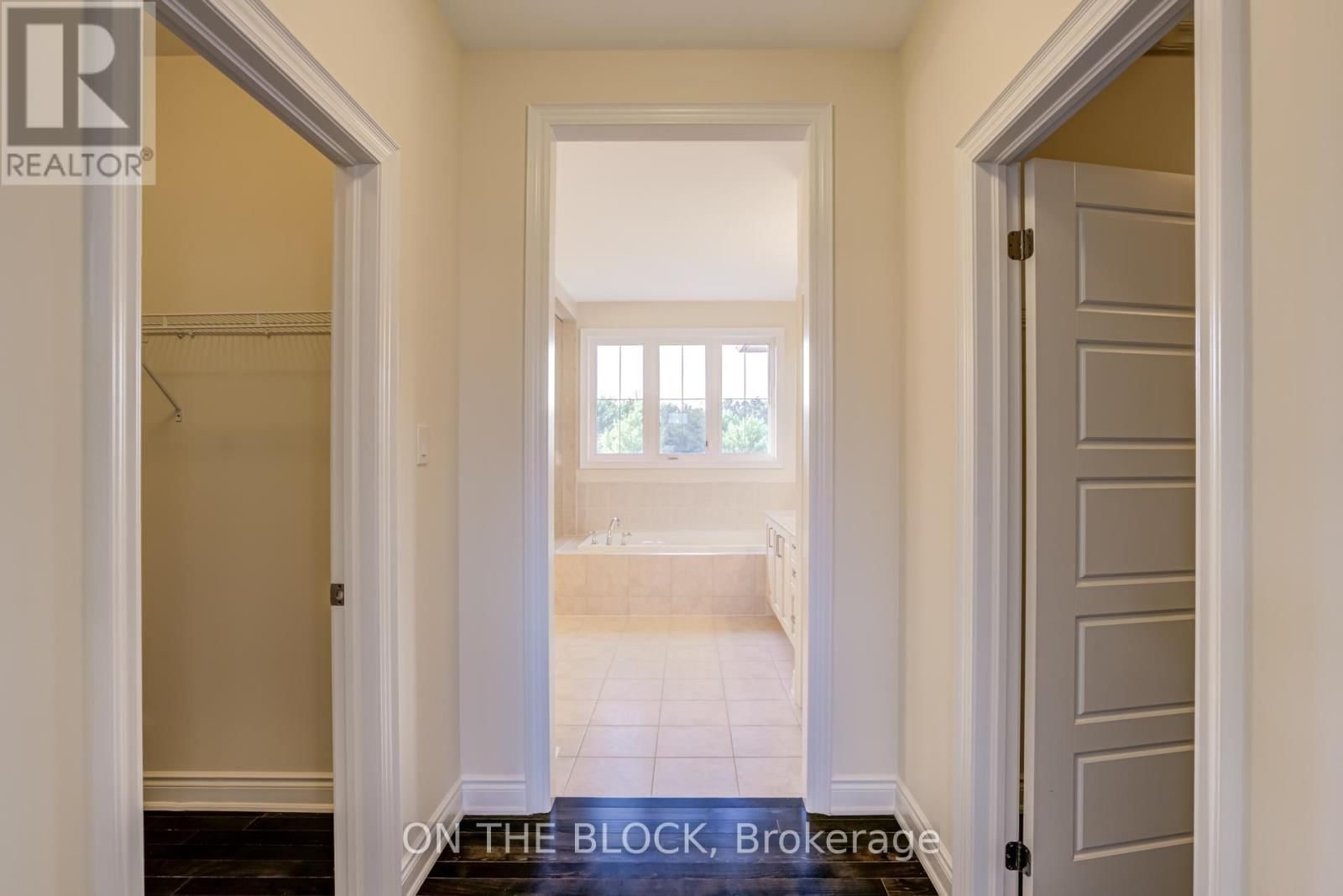 24 WHITEWOOD DRIVE Image 43