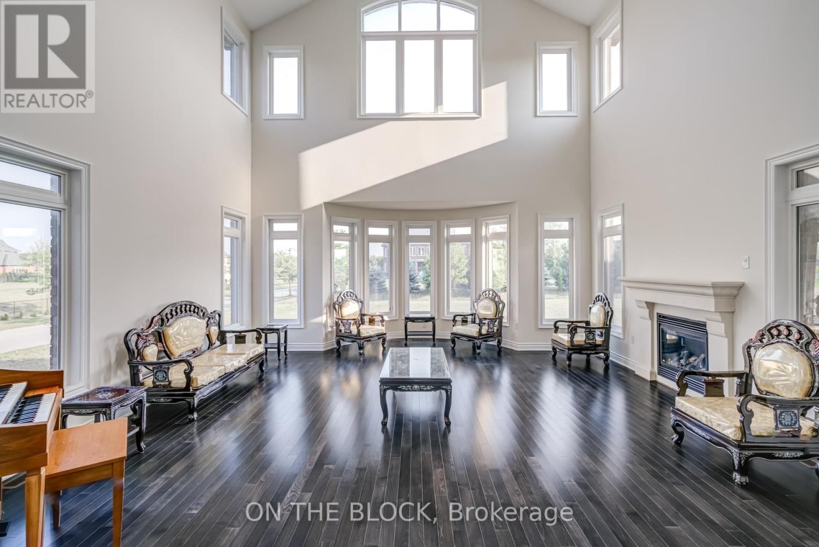 24 WHITEWOOD DRIVE Image 8