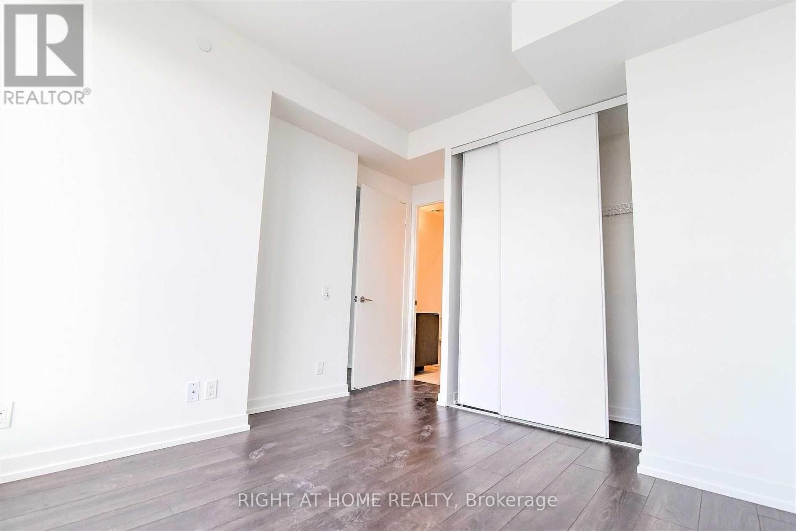 4701 - 5 BUTTERMILL AVENUE Image 11