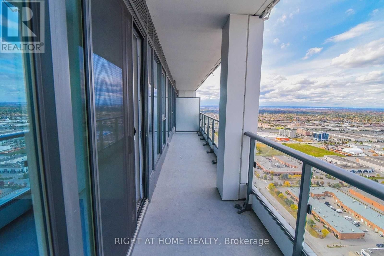 4701 - 5 BUTTERMILL AVENUE Image 16