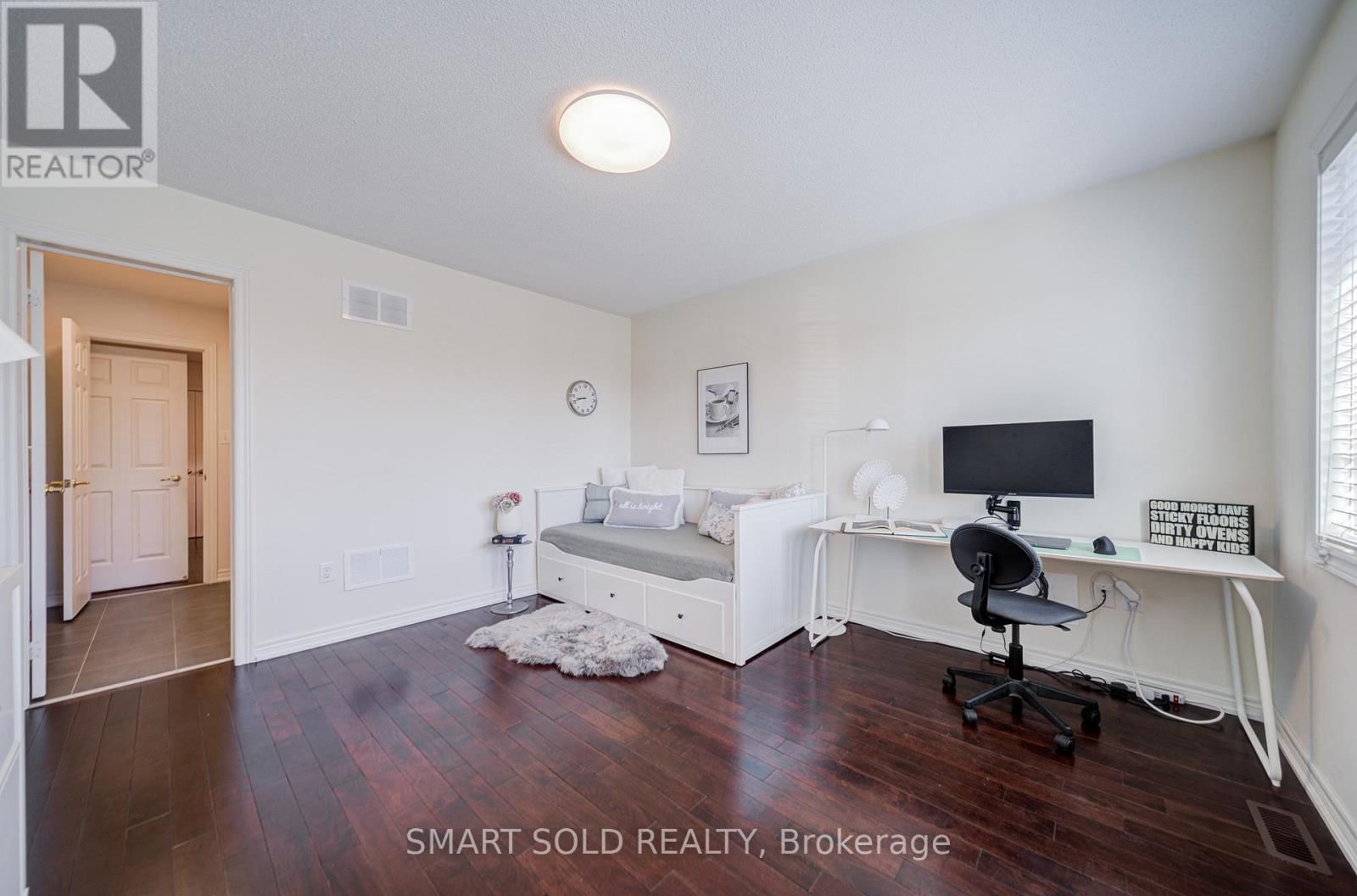 365 GOLDEN ORCHARD ROAD Image 30