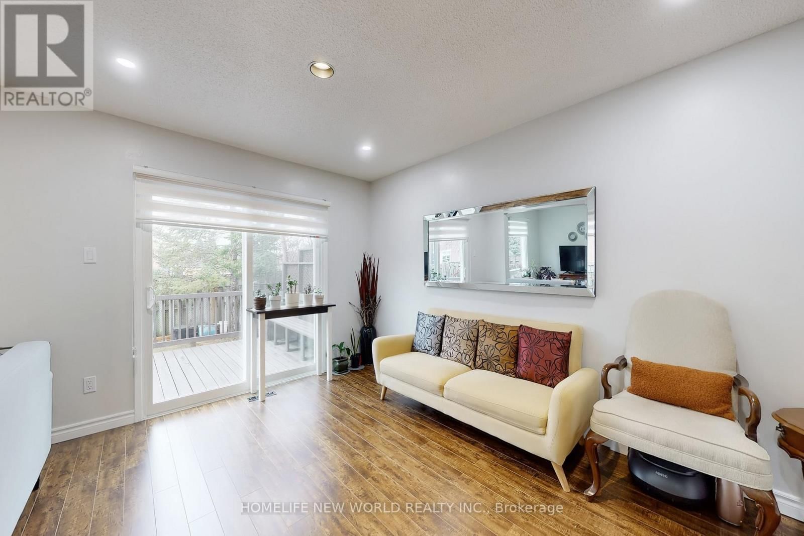 179 CAMPBELL AVENUE Image 10