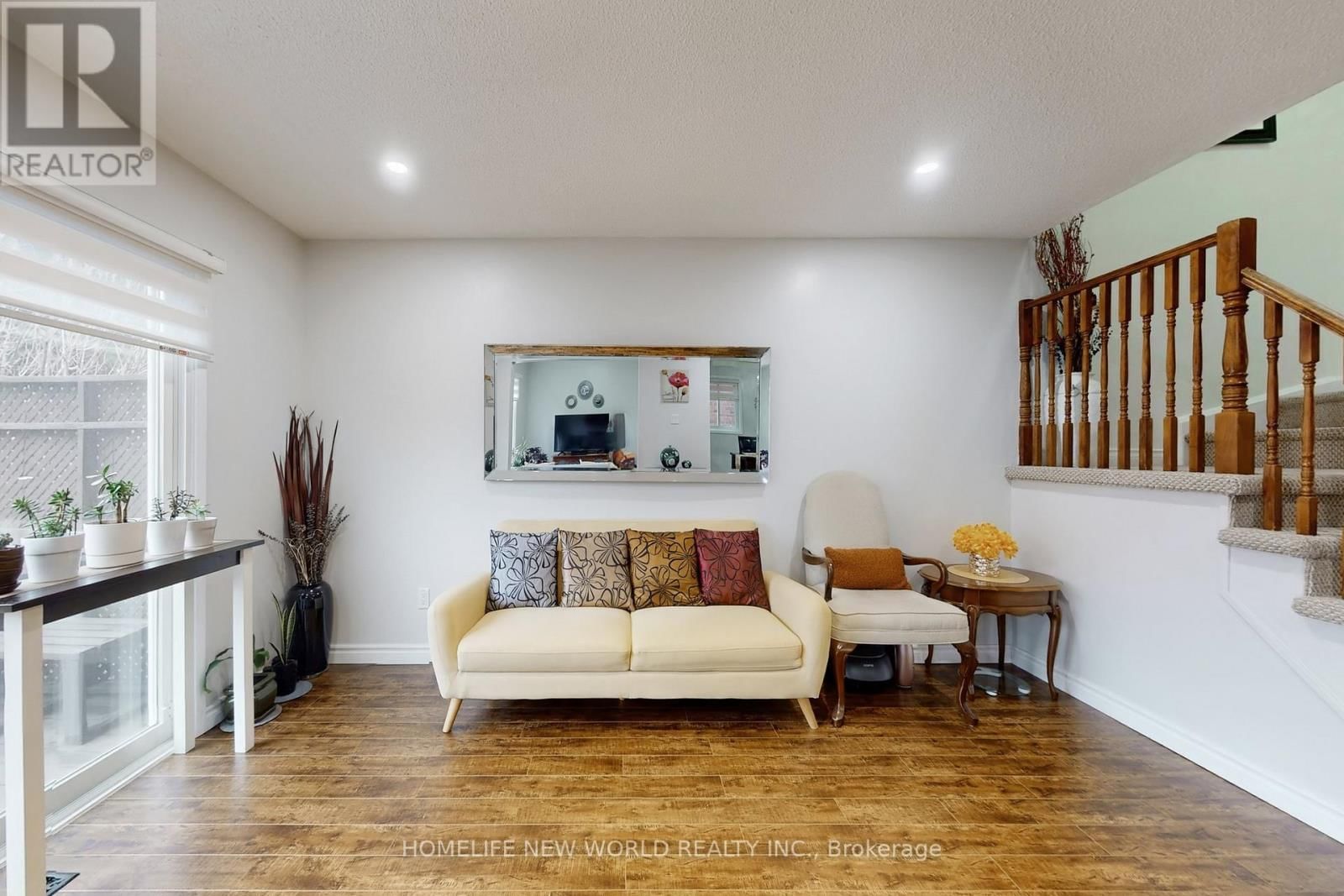 179 CAMPBELL AVENUE Image 12