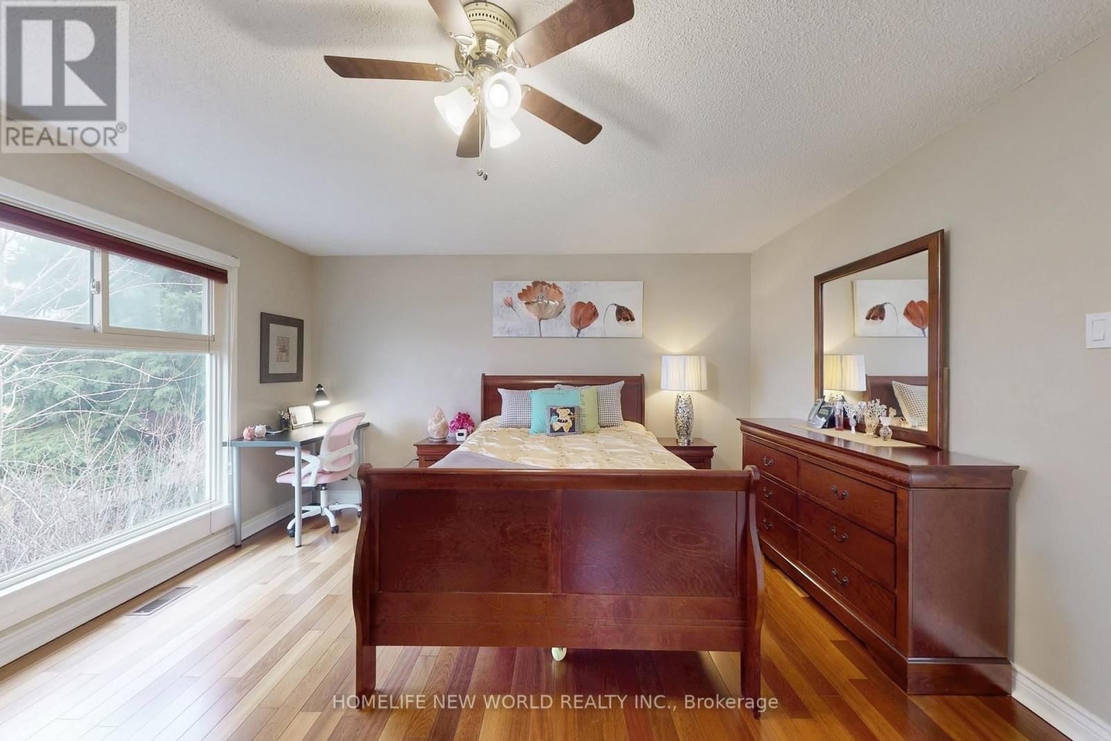 179 CAMPBELL AVENUE Image 25