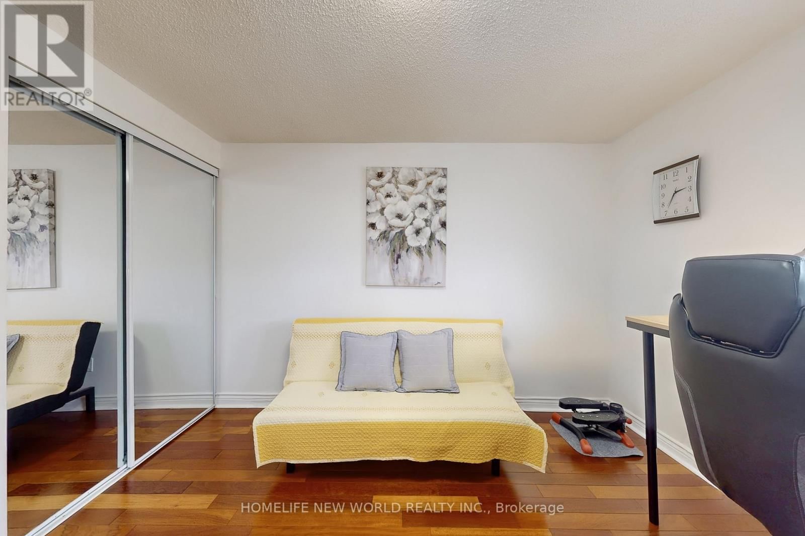 179 CAMPBELL AVENUE Image 31