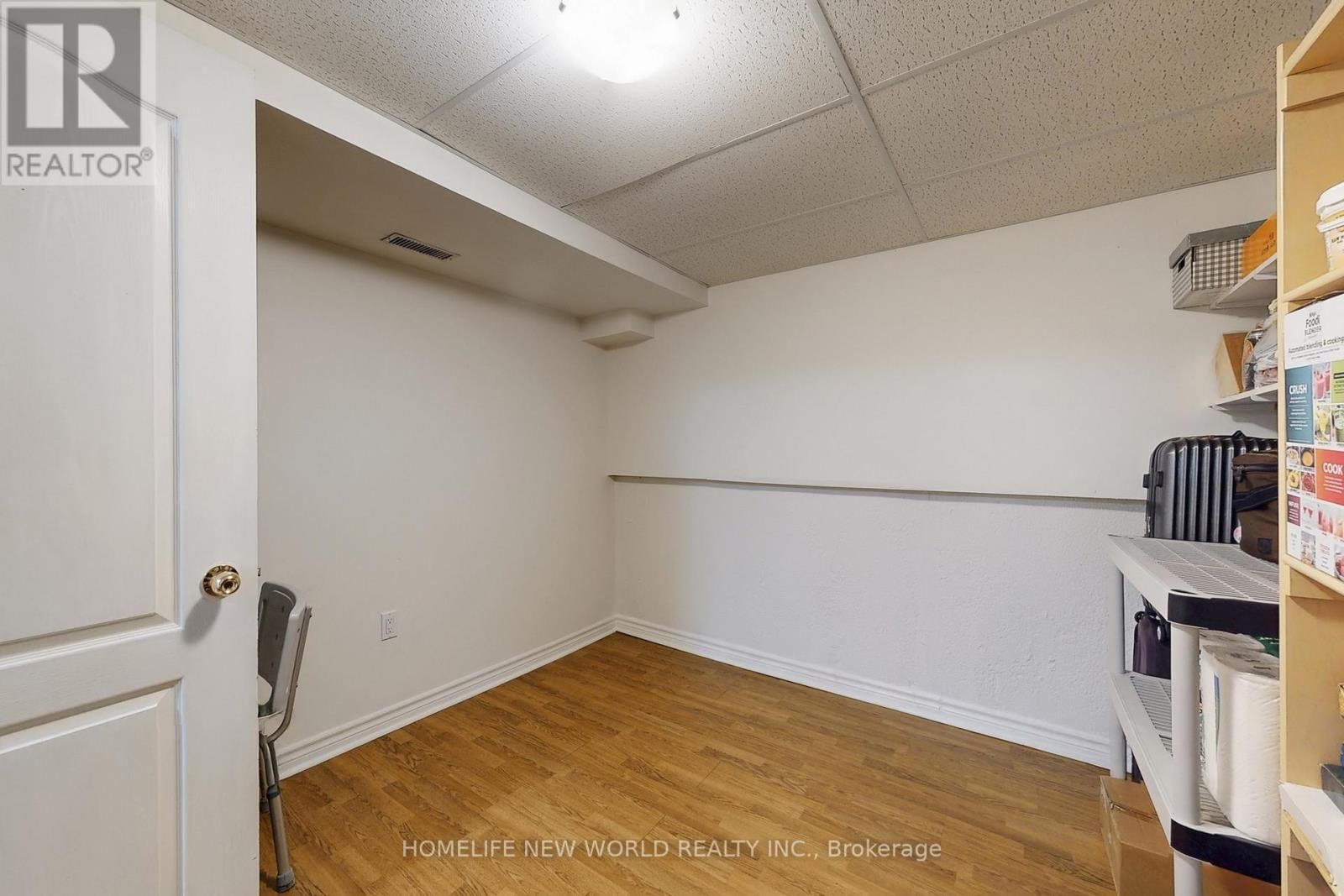 179 CAMPBELL AVENUE Image 39