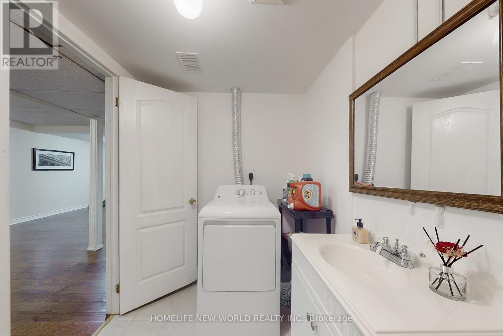 179 CAMPBELL AVENUE Image 41